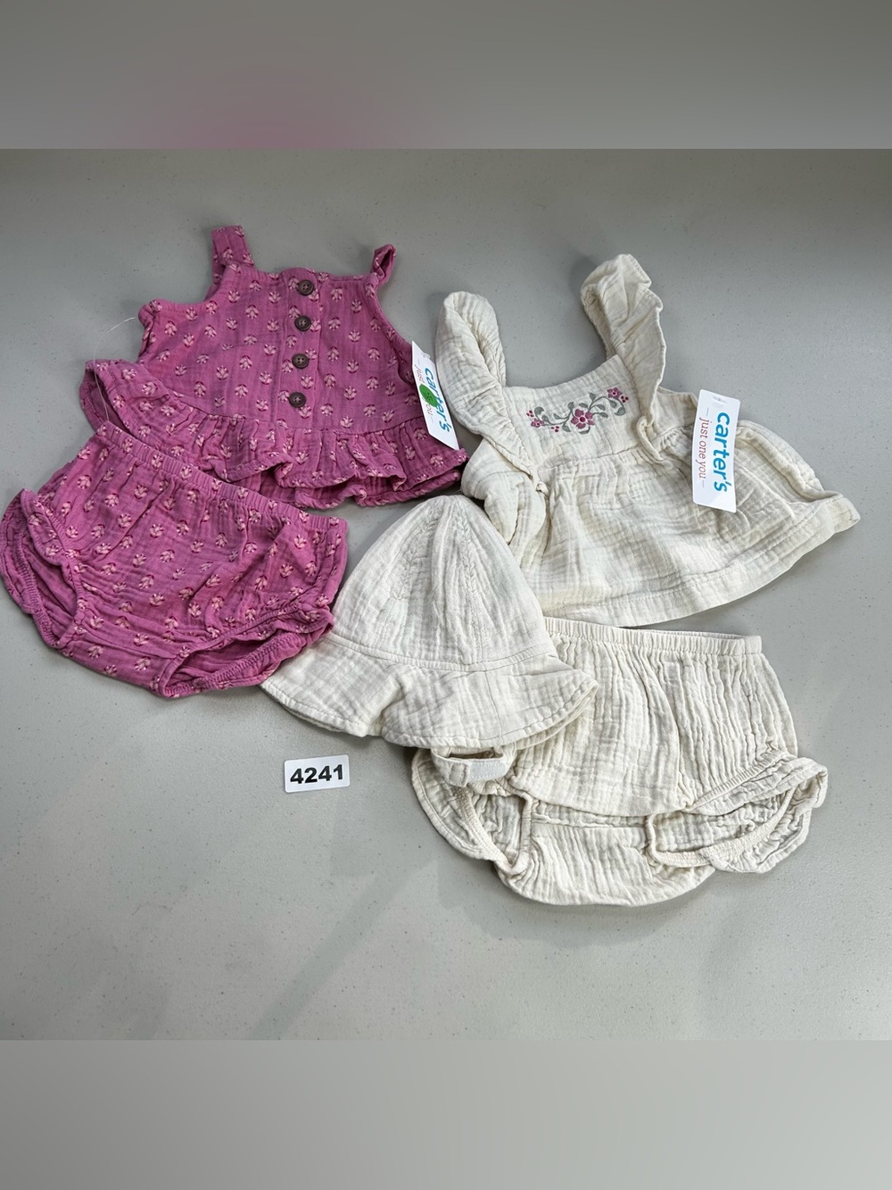 Carter's Baby Girls 0-3M 5pc Bloomer Set Purple Cream Floral Top Hat